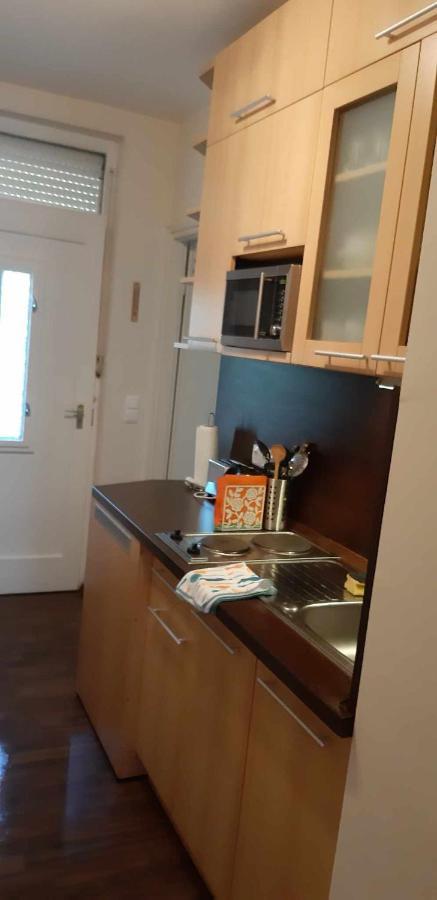 Rosy Apartman Apartment Vonyarcvashegy Exterior photo